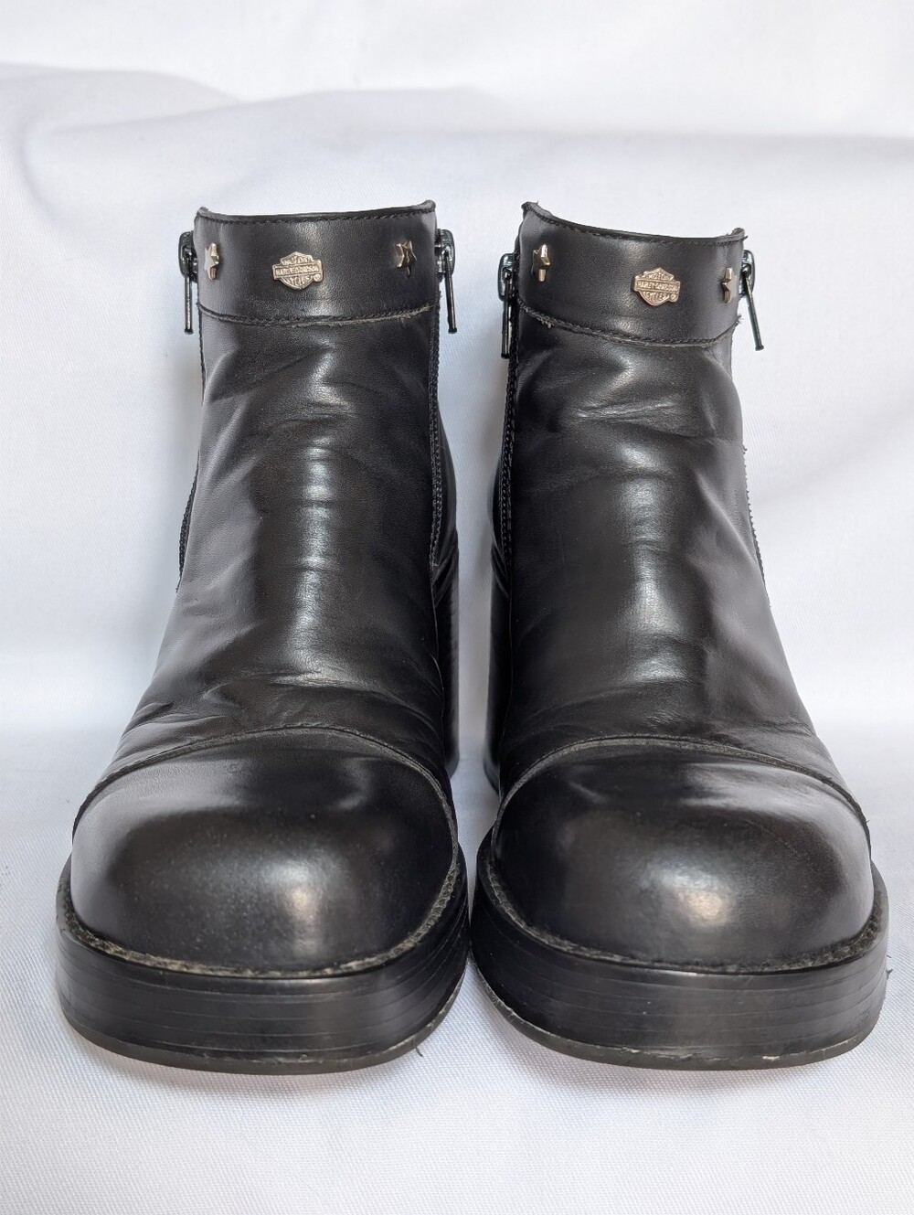 Harley-Davidson Women's Black Leather Ankle Boots Star Studs Side Zip Moto Sz 7 - Picture 5 of 16